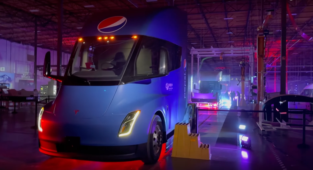 Tesla Semi Event: People tour production line and speak to engineers. Image Courtesy Arash Malek.