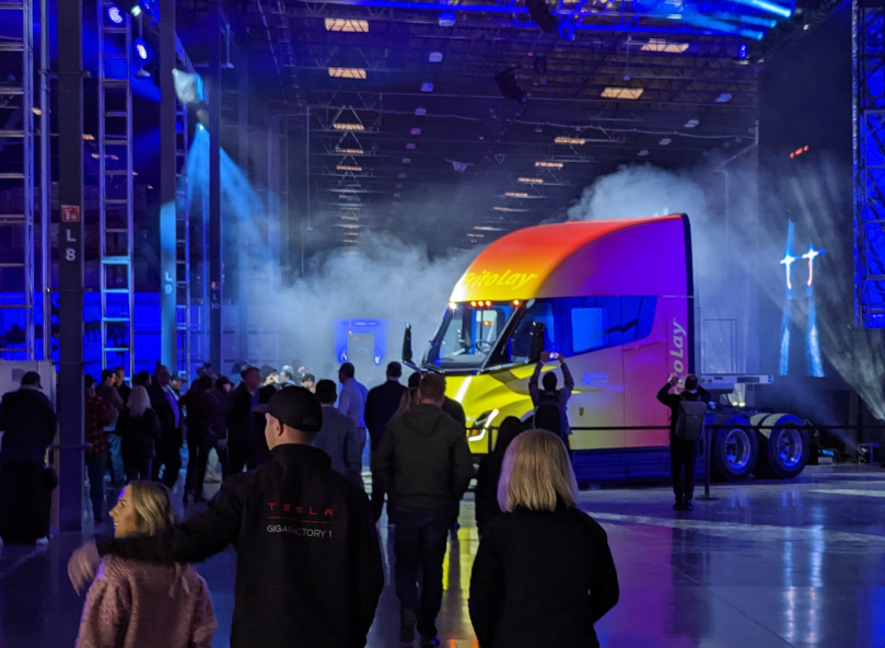Tesla Semi Event attendees meet a Frito Lay wrapped Semi. Image Courtesy Teslavangelist.