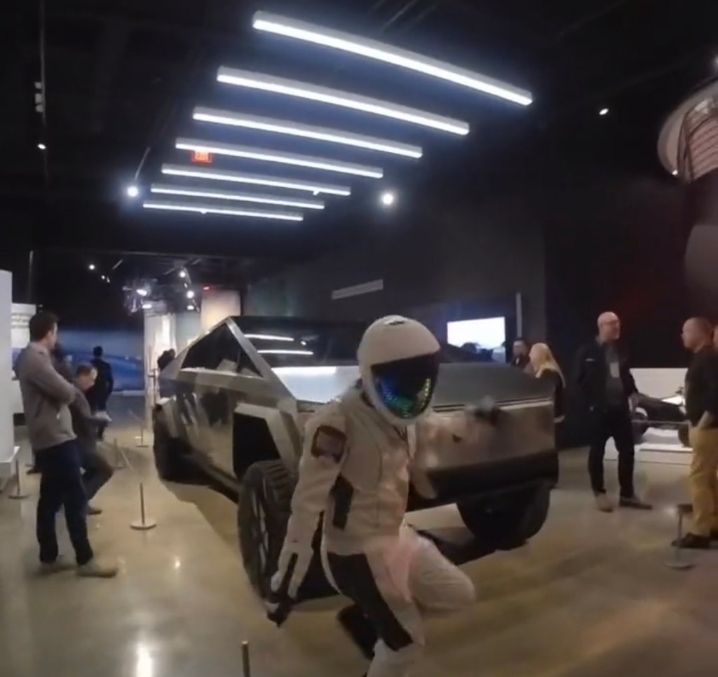 Ash Martian with Cybertruck