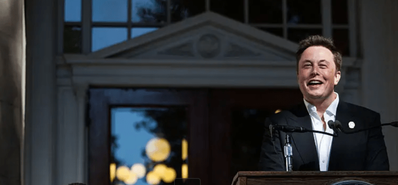 CARSON CITY, NEVADA - SEPTEMBER 4: Elon Musk, CEO of Tesla Motors, addresses an enthusiastic crowd at the Nevada State Capitol on September 4, 2014. Alongside Governor Sandoval, Musk revealed plans for the Tesla Gigafactory, a groundbreaking battery factory in Nevada poised to power electric vehicles and generate 6,500 jobs. (Photo by Max Whittaker/Getty Images)